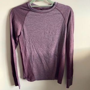 Athletic long sleeve